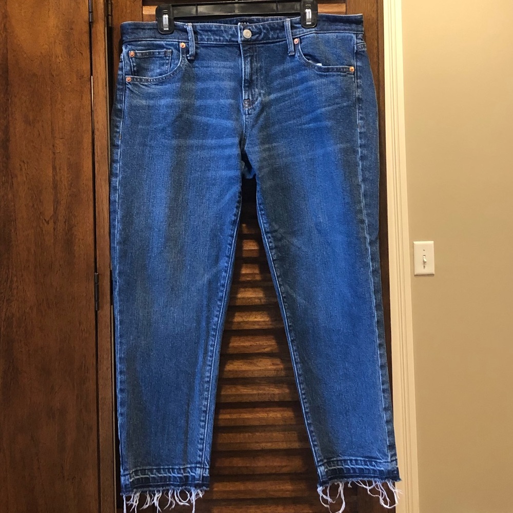 GAP Girlfriend Cropped Jeans- Raw Hem